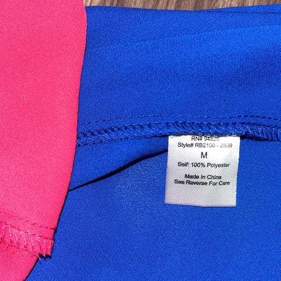 Pink and blue reversible tank top - Picture 8 of 11